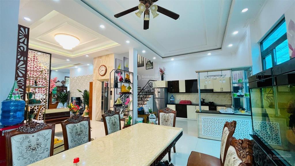 Bán biệt thự kđt phước long nội thất xịn có thang máy giá rẻ