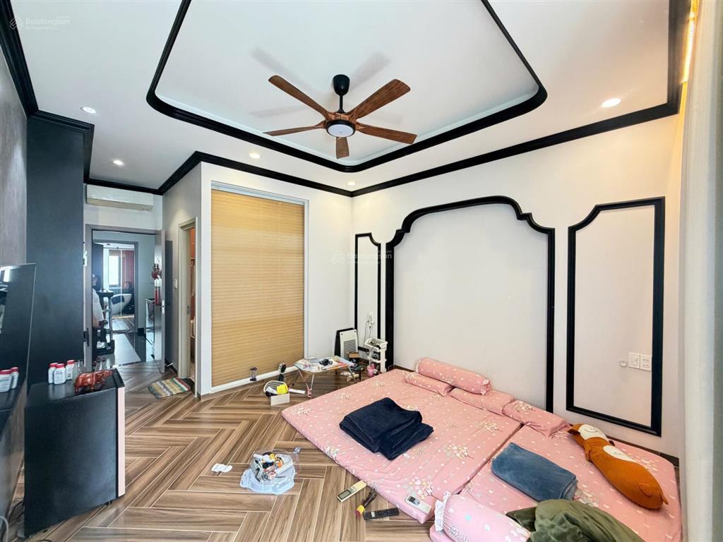 Bán gấp nhà riêng 750/1/38 nguyễn kiệm, p4, q. phú nhuận, 13,5 tỷ, 70,6m2 tổng dt sử dụng 233 m2