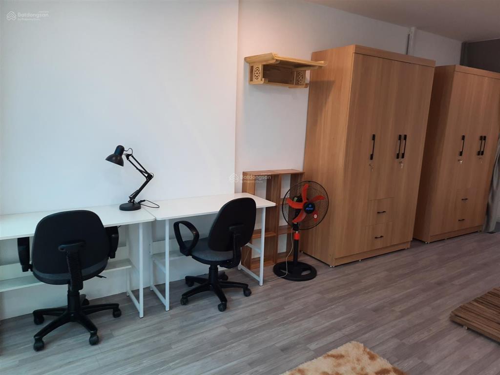 Cho thuê nhà riêng, 42m2, ngõ 150, đê trần khát chân