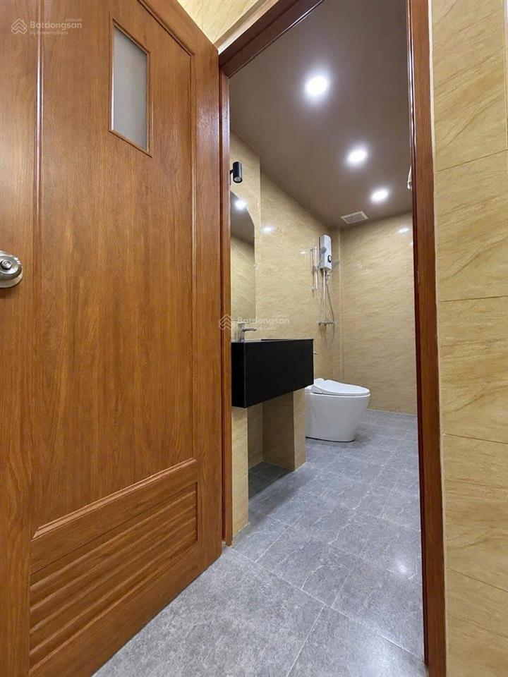 Bán nhà hxh vị trí đẹp, đường nguyễn văn nghi chỉ cách mặt tiền đường chính 20m