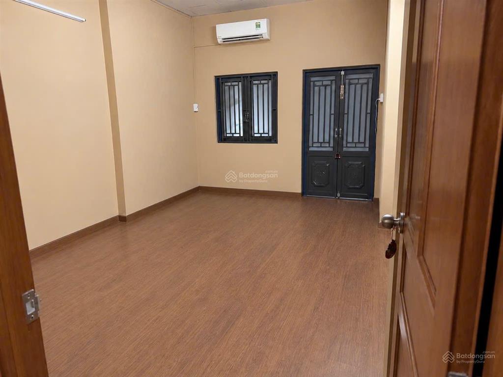 Bán nhà hxh vị trí đẹp, đường nguyễn văn nghi chỉ cách mặt tiền đường chính 20m