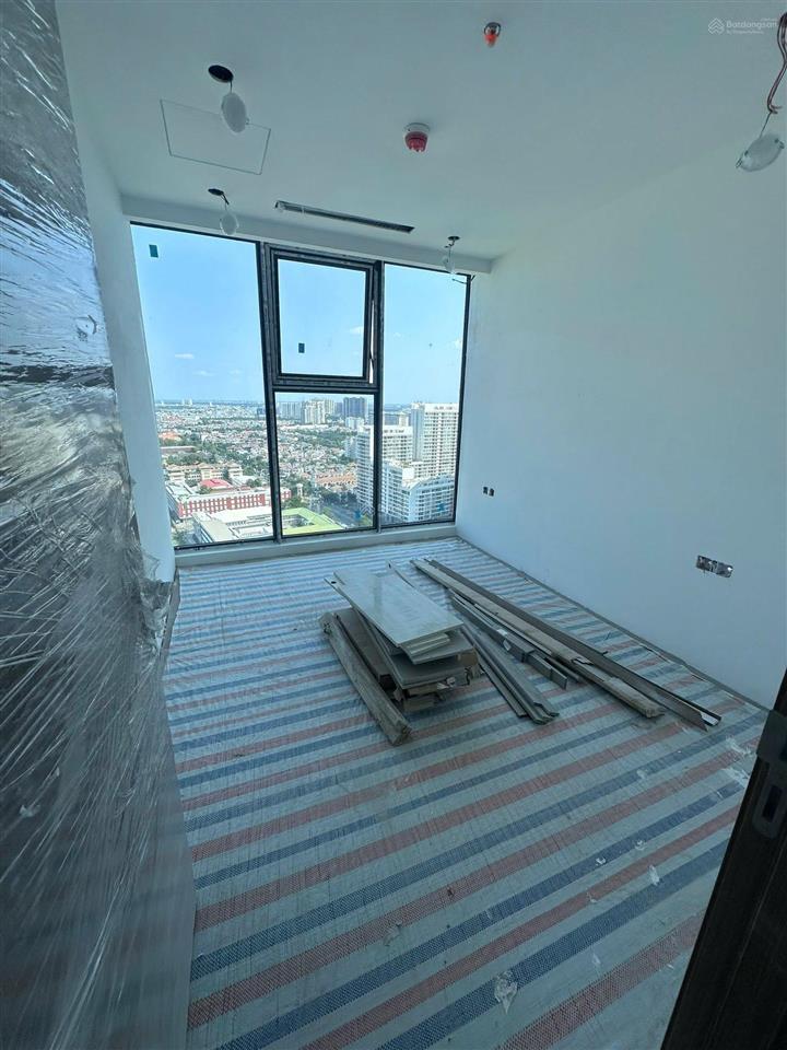 Căn hộ sky city phú mỹ hưng  độc quyền 2pn2wc 70m2  giá 5 tỷ   0937 121 ***