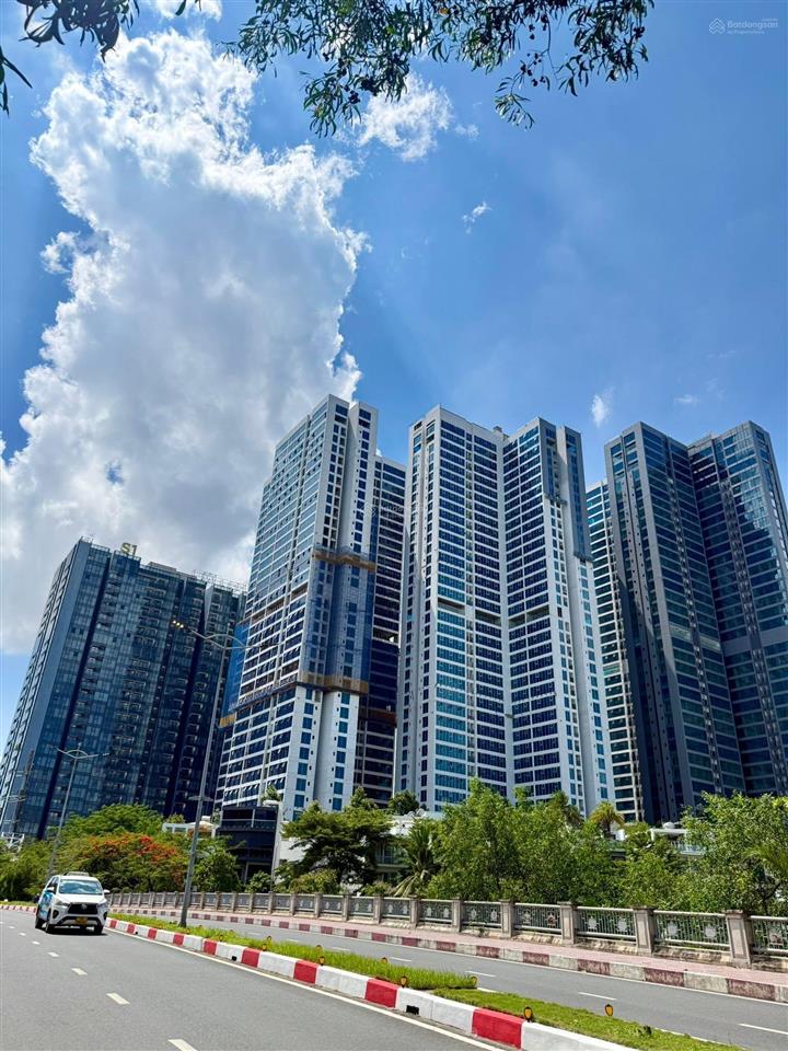 Căn hộ sky city phú mỹ hưng  độc quyền 2pn2wc 70m2  giá 5 tỷ   0937 121 ***
