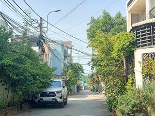 Giá tốt! khu nhà phố đình phong phú sát chợ trường học kế bên 5.4*16 chỉ 5.5 tỷ oto tránh