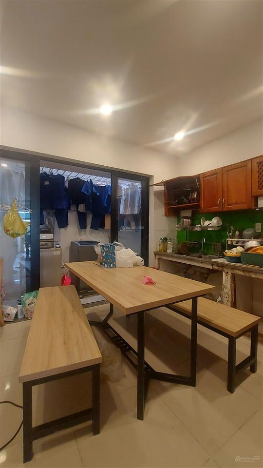 Gấp bán nhà 3 tầng khu nhà phố oto tránh đường 102 thông 175 đường 2 lê văn việt thu nhập 20tr/th