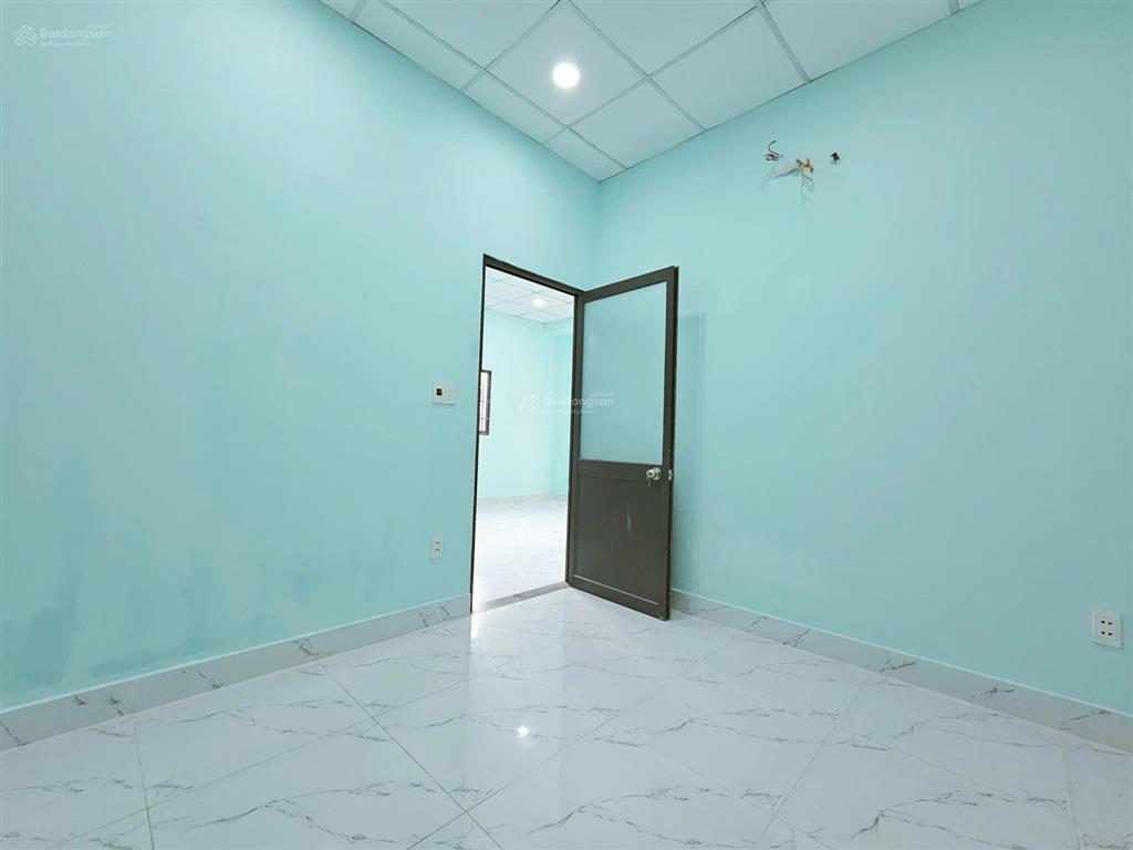Hiếm!nhà 1 trệt 1 lầu đường nhựa oto tránh tân lập 2 hiệp phú 6.5*9 có 3pn sổ riêng gặp chủ xem nhà