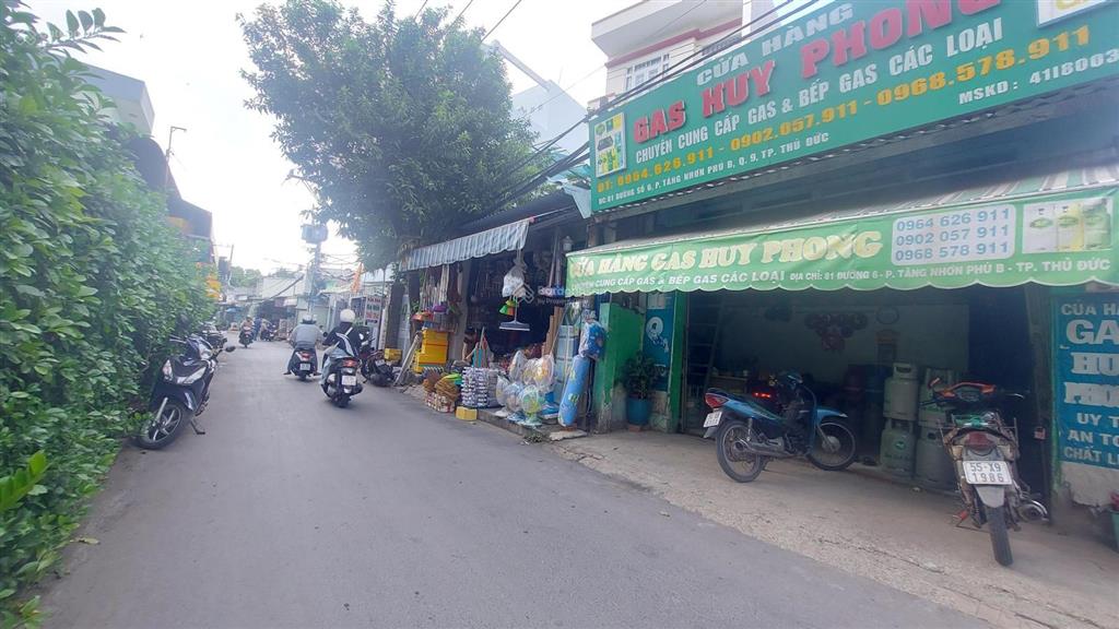 Mặt tiền kinh doanh đường 6 đình phong phú 5*12=60m2 thực tế cấp 4 có 2 phòng ngủ chỉ 4 tỷ