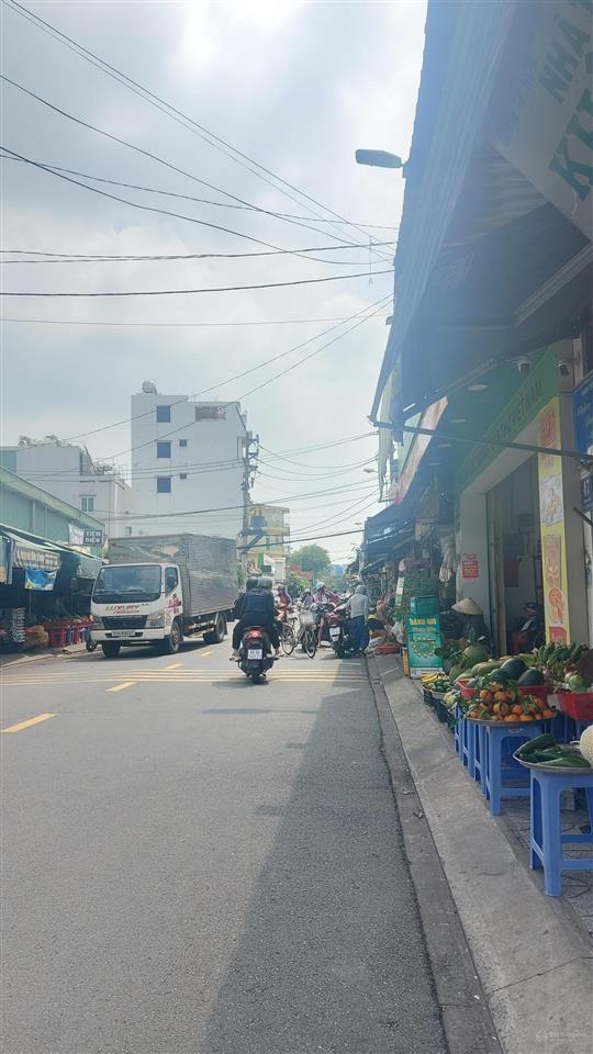 Nhà đẹp ngay hoa lư quang trung, chợ kiến thiết coopmart 80m² đường oto vị trí đẹp tốt chỉ 5.85 tỷ