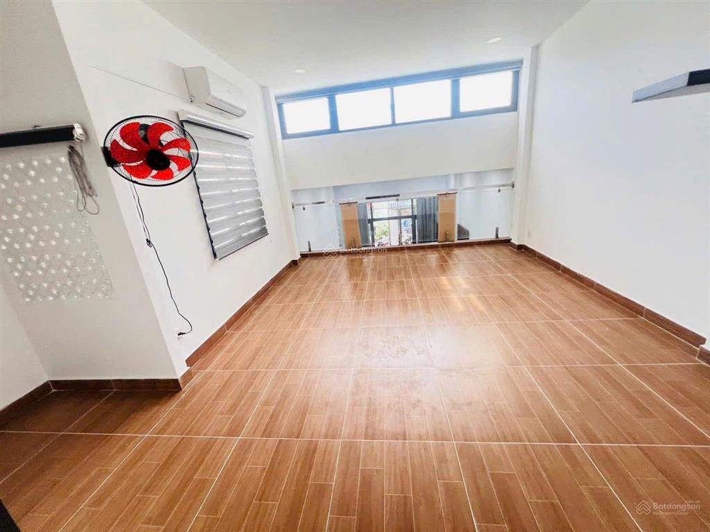 Nhà đẹp ngay hoa lư quang trung, chợ kiến thiết coopmart 80m² đường oto vị trí đẹp tốt chỉ 5.85 tỷ