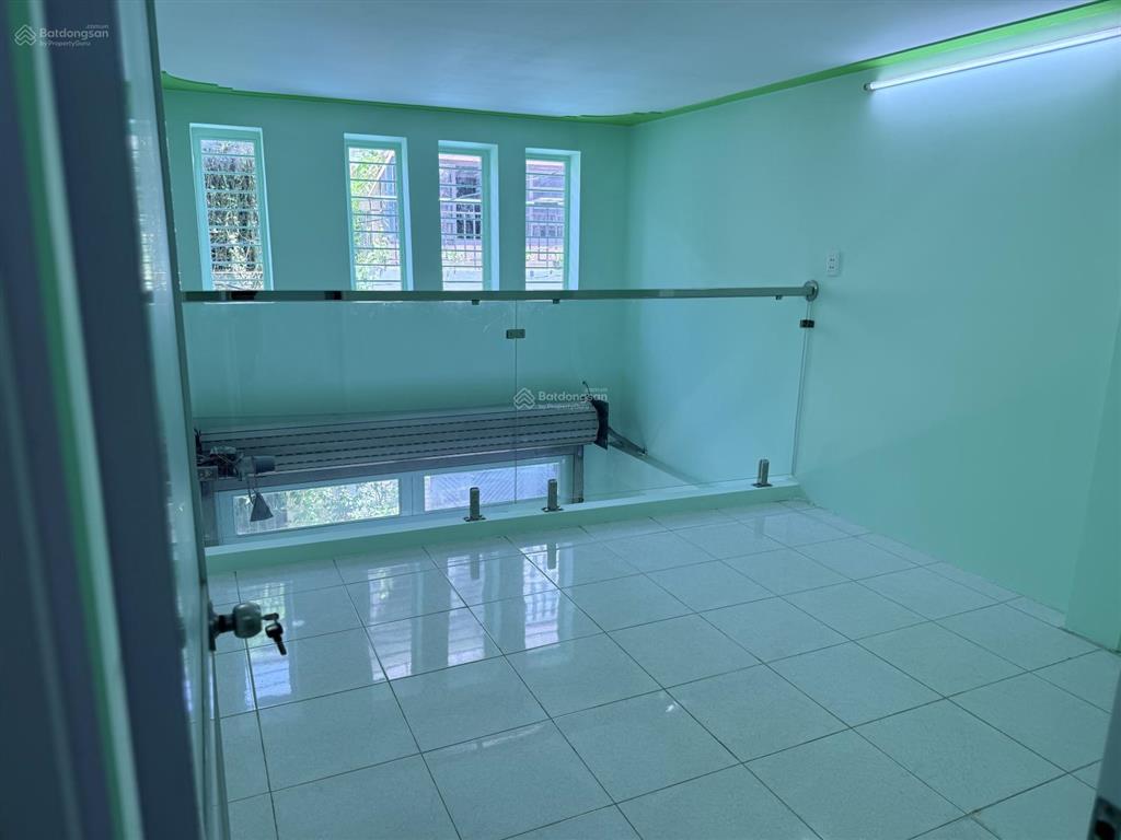 Chính chủ hạ 200 triệu bán nhà q6, đ. văn thân