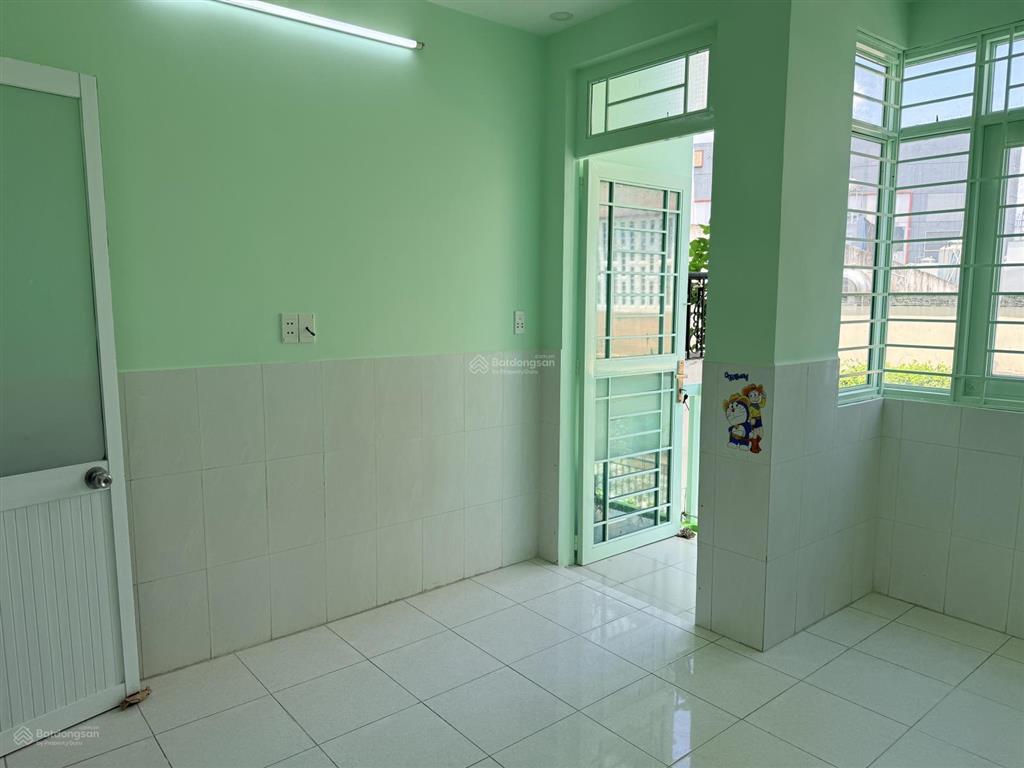 Chính chủ hạ 200 triệu bán nhà q6, đ. văn thân