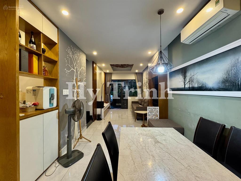 Cho thuê nhà phố camelia  hướng nam mát mẻ  full nội thất ở liền được