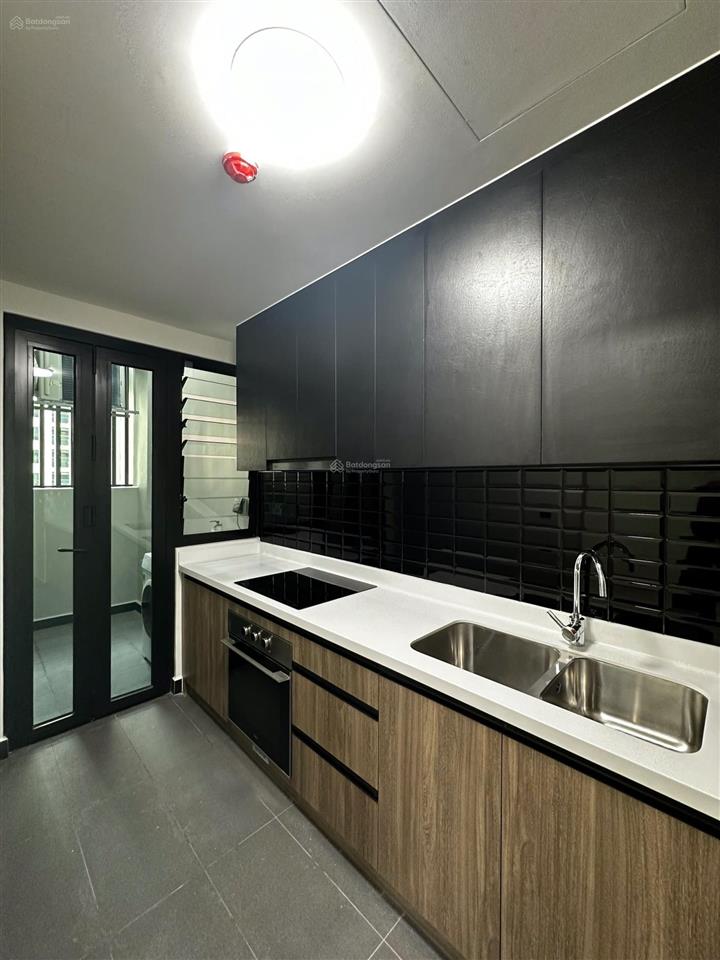 Cho thuê căn hộ de la sol q.4 | 2pn 2wc  81m2  ở liền được