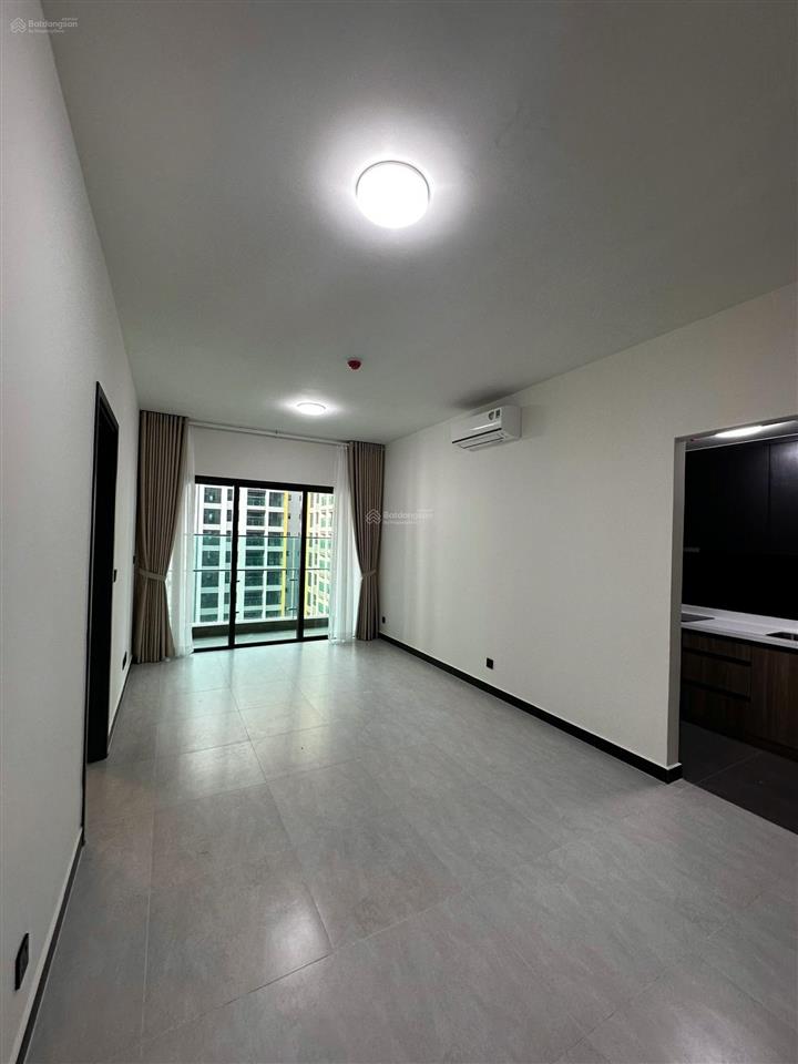 Cho thuê căn hộ de la sol q.4 | 2pn 2wc  81m2  ở liền được