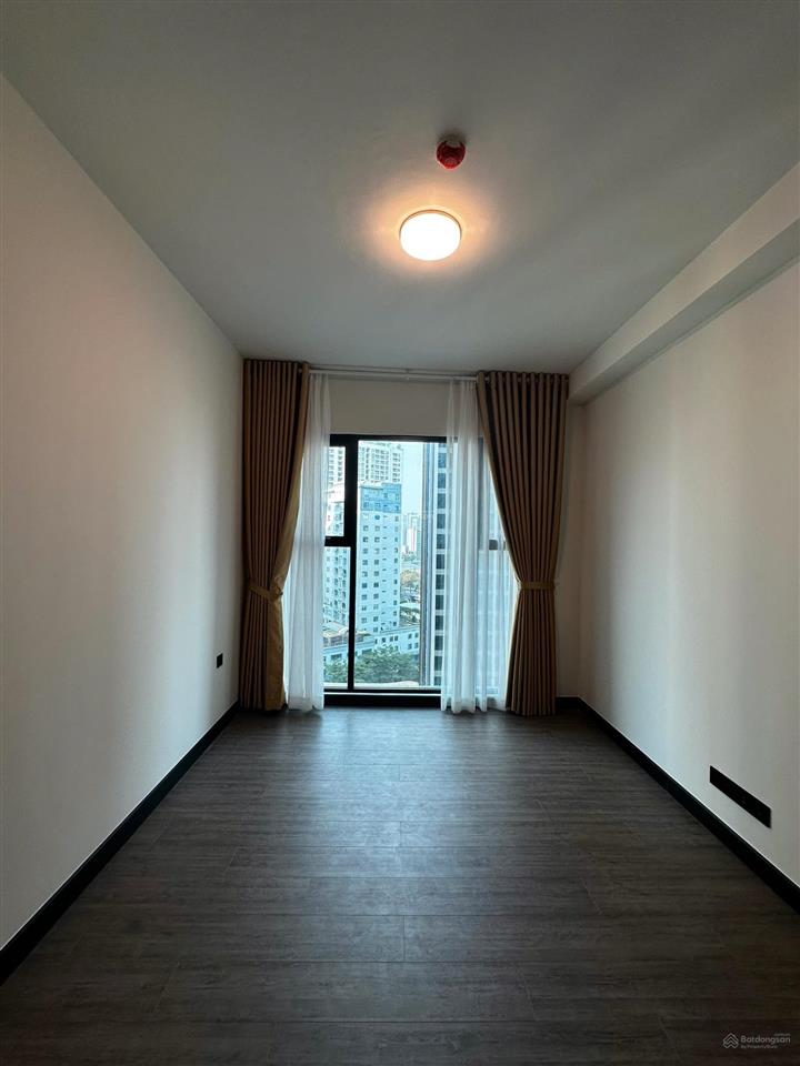 Cho thuê căn hộ de la sol q.4 | 2pn 2wc  81m2  ở liền được