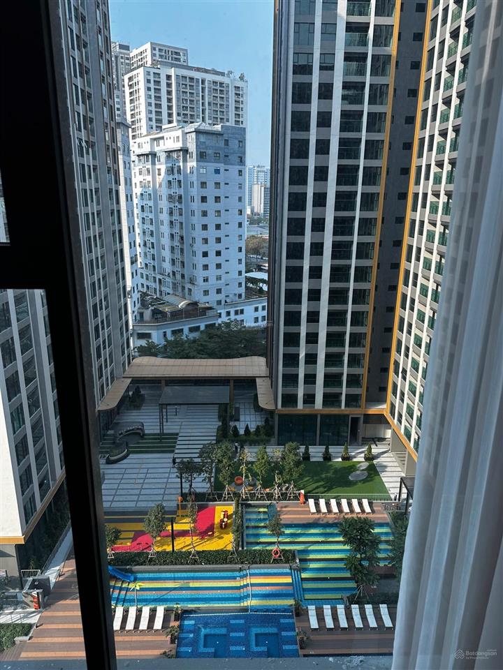 Cho thuê căn hộ de la sol q.4 | 2pn 2wc  81m2  ở liền được