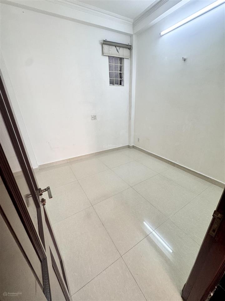 Chính chủ bán nhà trung tâm quận 3 hẻm 306 nguyễn thị minh khai 3 x 9.5 3 lầu st 6 tỷ 8 hẻm 3m5