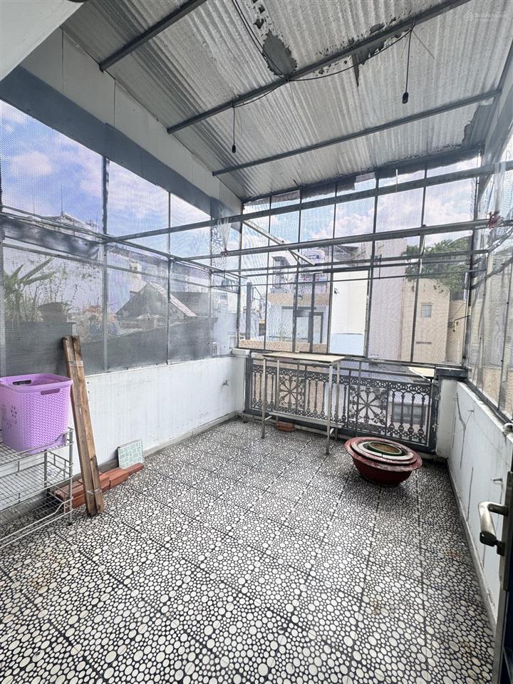 Chính chủ bán nhà trung tâm quận 3 hẻm 306 nguyễn thị minh khai 3 x 9.5 3 lầu st 6 tỷ 8 hẻm 3m5