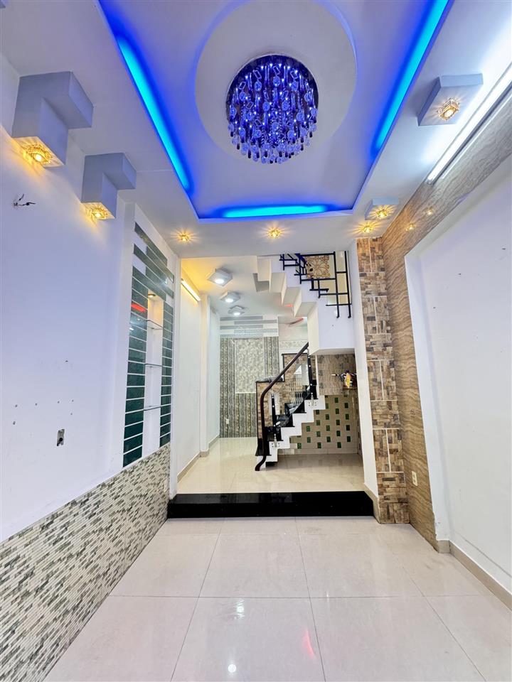 Chính chủ bán nhà trung tâm quận 3 hẻm 306 nguyễn thị minh khai 3 x 9.5 3 lầu st 6 tỷ 8 hẻm 3m5