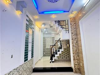 Chính chủ bán nhà trung tâm quận 3 hẻm 306 nguyễn thị minh khai 3 x 9.5 3 lầu st 6 tỷ 8 hẻm 3m5