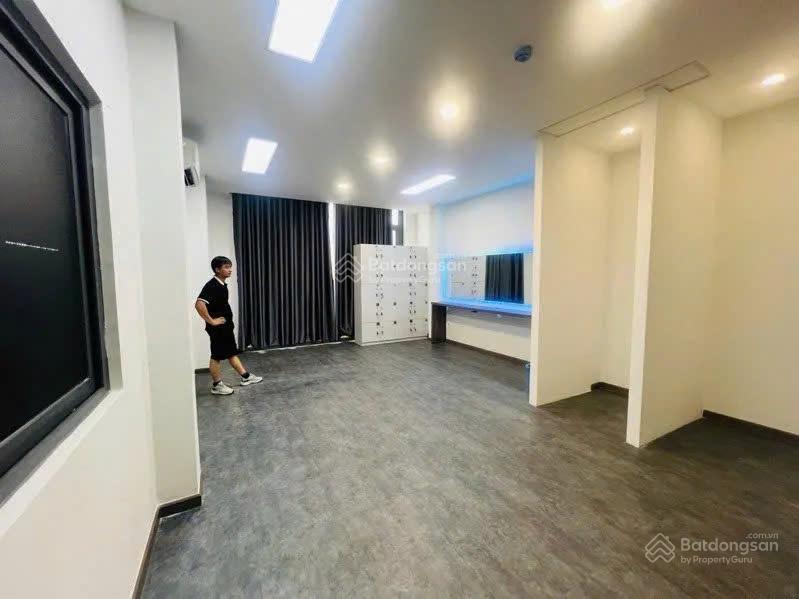 31 tỷ 1 quận 1 mặt tiền đề thám 4.7 x 11 5 lầu