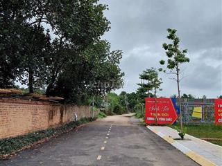 Đất La Gián ,Sơn Tây,HN ,cách qlo 21 chỉ 100m ,2 mặt tiền ,kinh doanh