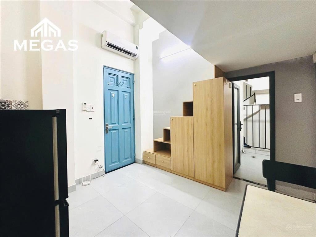 Căn hộ duplex full nội thất bancol sau ngay thoại ngọc hầu  hoà bình  đh văn hiến