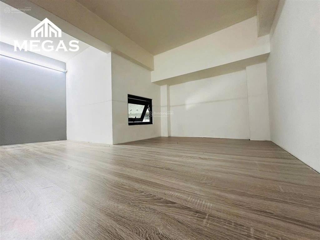 Căn hộ duplex full nội thất bancol sau ngay thoại ngọc hầu  hoà bình  đh văn hiến