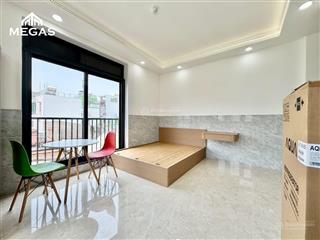 Căn hộ studio bancol thoáng full nội thất ngay ngã tư lạc long quân