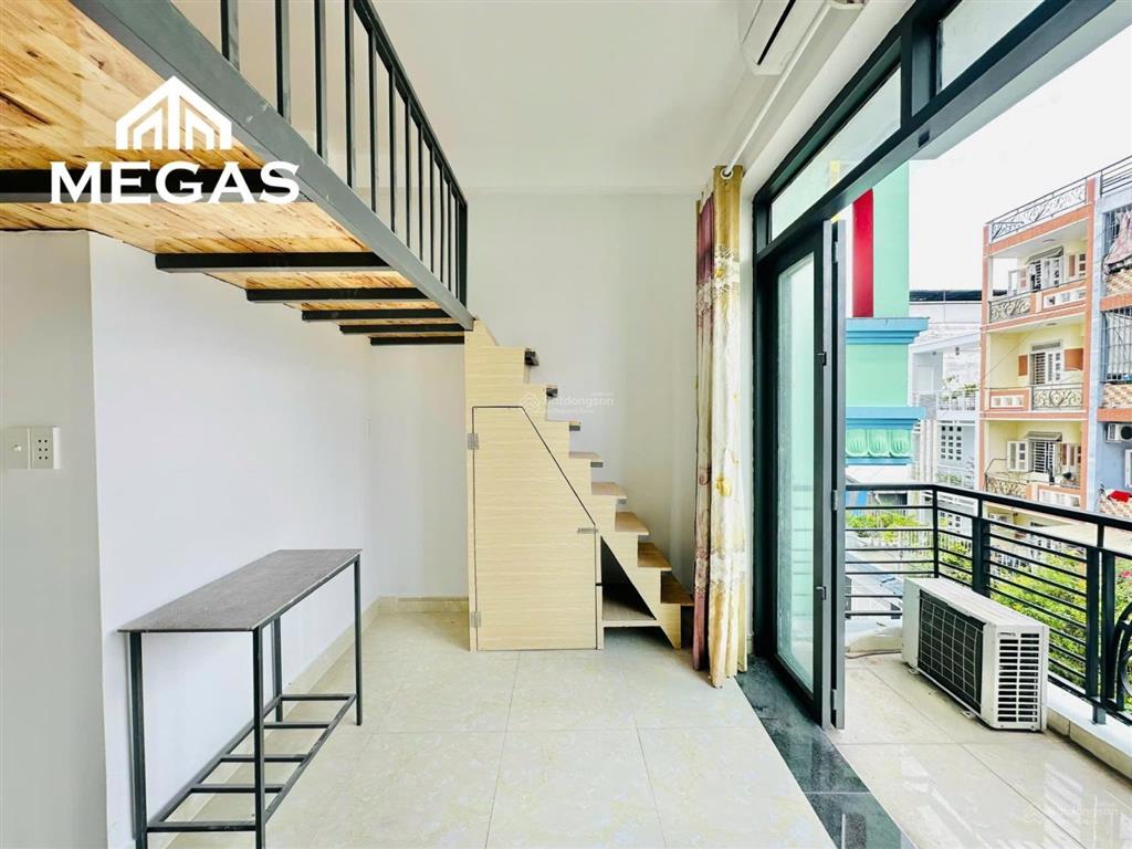 Phòng gác gỗ cao cấp nằm ngay lê thúc hoạch  nguyễn sơn  aeon tân phú