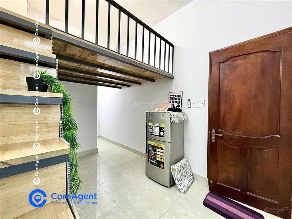 Phòng gác gỗ cao cấp nằm ngay lê thúc hoạch  nguyễn sơn  aeon tân phú
