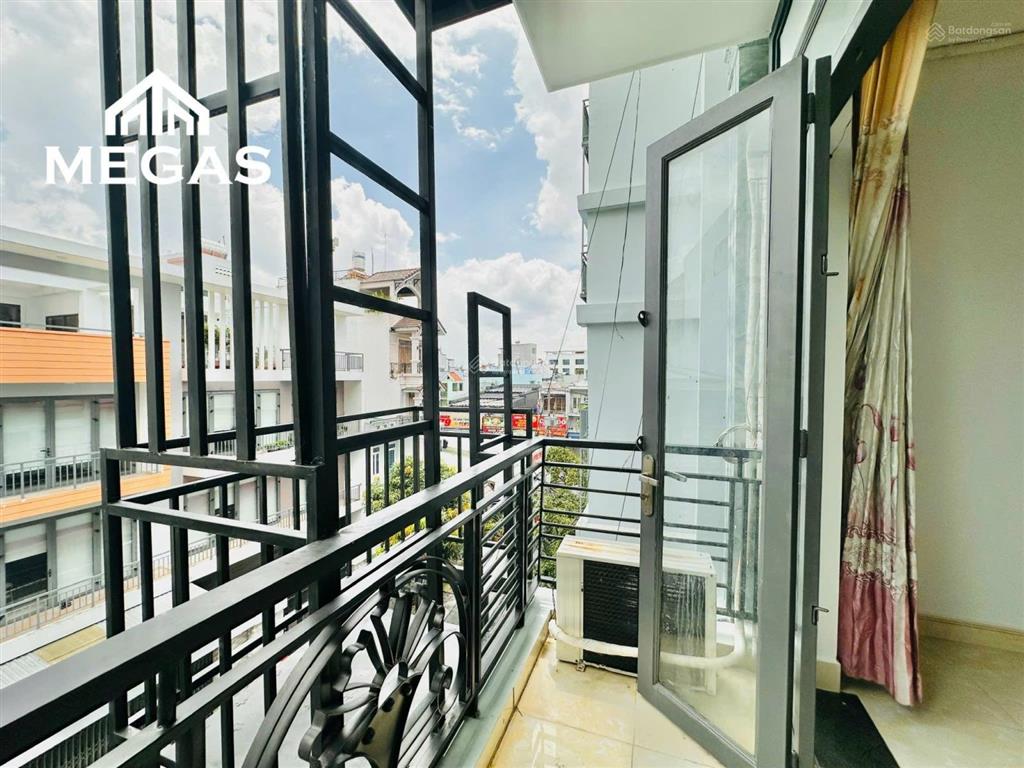 Phòng gác gỗ cao cấp nằm ngay lê thúc hoạch  nguyễn sơn  aeon tân phú