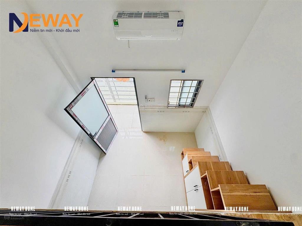 Phòng có gác cao ngay chợ tân hương  trung tâm tân phú  đh văn hiến  đh công thương