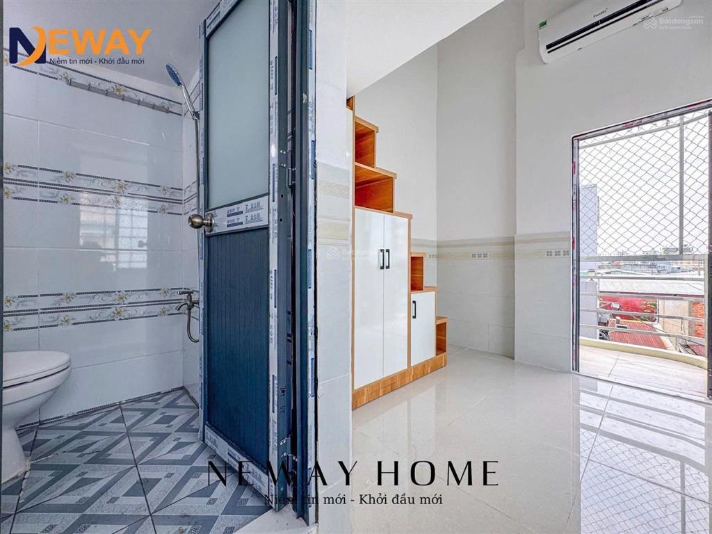 Phòng có gác cao ngay chợ tân hương  trung tâm tân phú  đh văn hiến  đh công thương