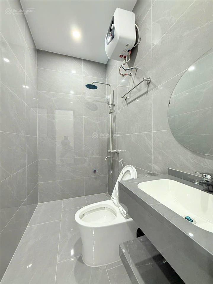 Nhà xây mới phố lê lợi, chỉ hơn 3 tỷ