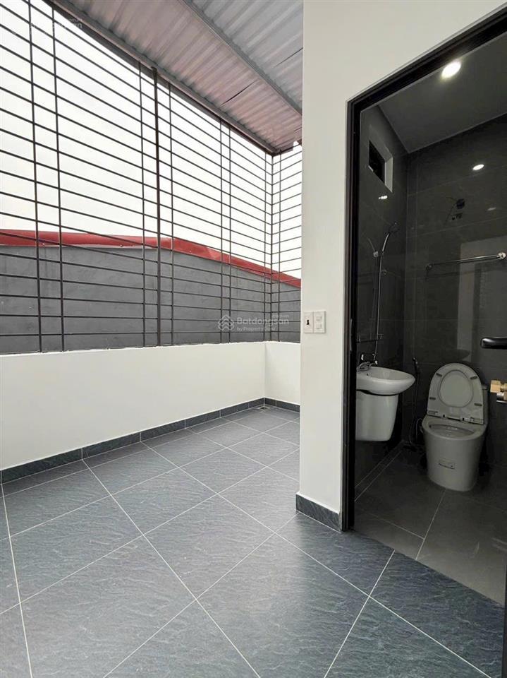 Nhà xây mới phố lê lợi, chỉ hơn 3 tỷ