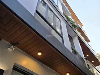 Nhà lô góc 3 mặt thoáng trần nguyên hãn  full nội thất, ngõ vào nông