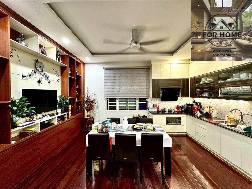 Nhà 5 tầng thang máy dân xây lê hồng phong  đường 4 làn ô tô tránh