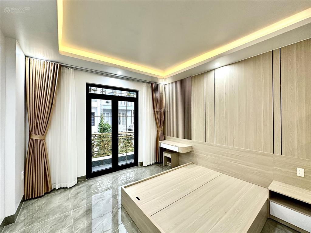 Nhà 4 tầng đẹp mà giá hời khu tái định cư vinhomes riverside  hồng bàng  ô tô đỗ cửa