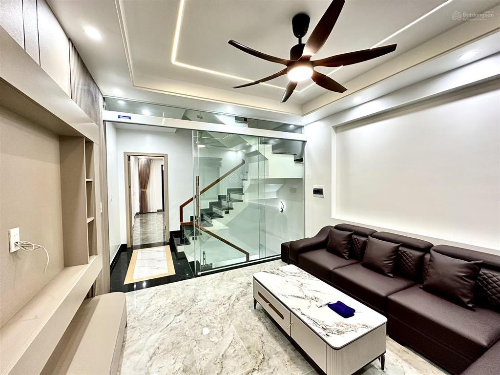 Nhà 4 tầng đẹp mà giá hời khu tái định cư vinhomes riverside  hồng bàng  ô tô đỗ cửa