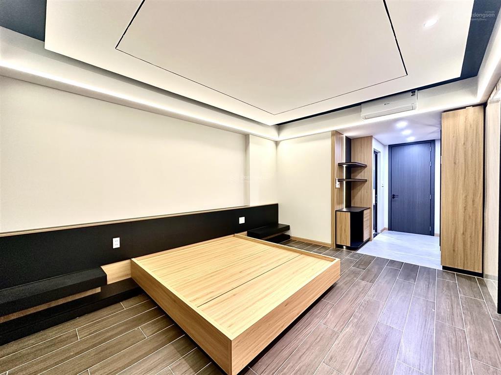 Nhà hiện đại đẹp 7 tầng thang máy full nội thất lê lai