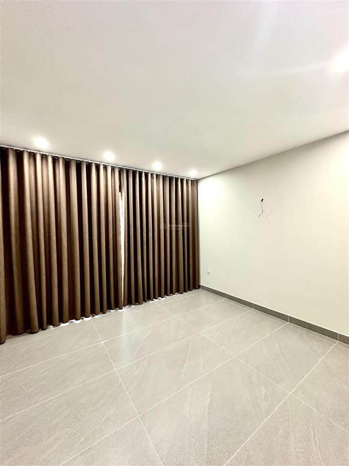 Nhà hiện đại đẹp 7 tầng thang máy full nội thất lê lai