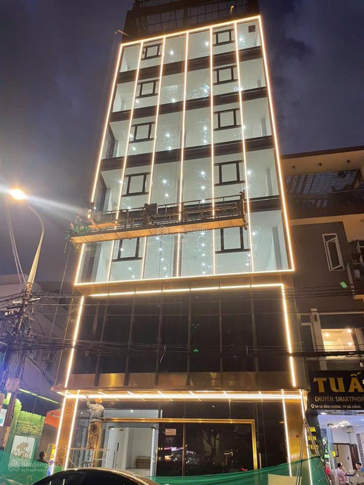 Cho thuê nhà mặt phố 9 tầng vị trí trung tâm kinh doanh tốt, hải châu view sông hàn