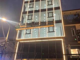 Cho thuê nhà mặt phố 9 tầng vị trí trung tâm kinh doanh tốt, hải châu view sông hàn