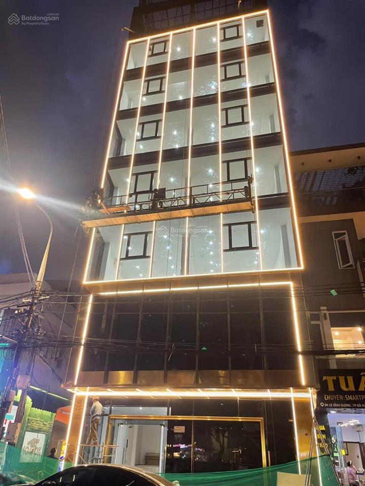 Cho thuê nhà mặt phố 9 tầng vị trí trung tâm kinh doanh tốt, hải châu view sông hàn