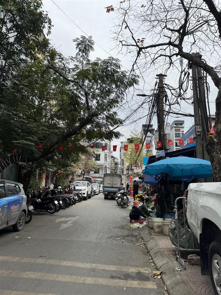 Đảm bảo không quy hoạch.lô góc 2 mặt tiền, 2 ôtô tránh,căn hộ dịch vụ dòng tiền 150tr/90m+8 tầng