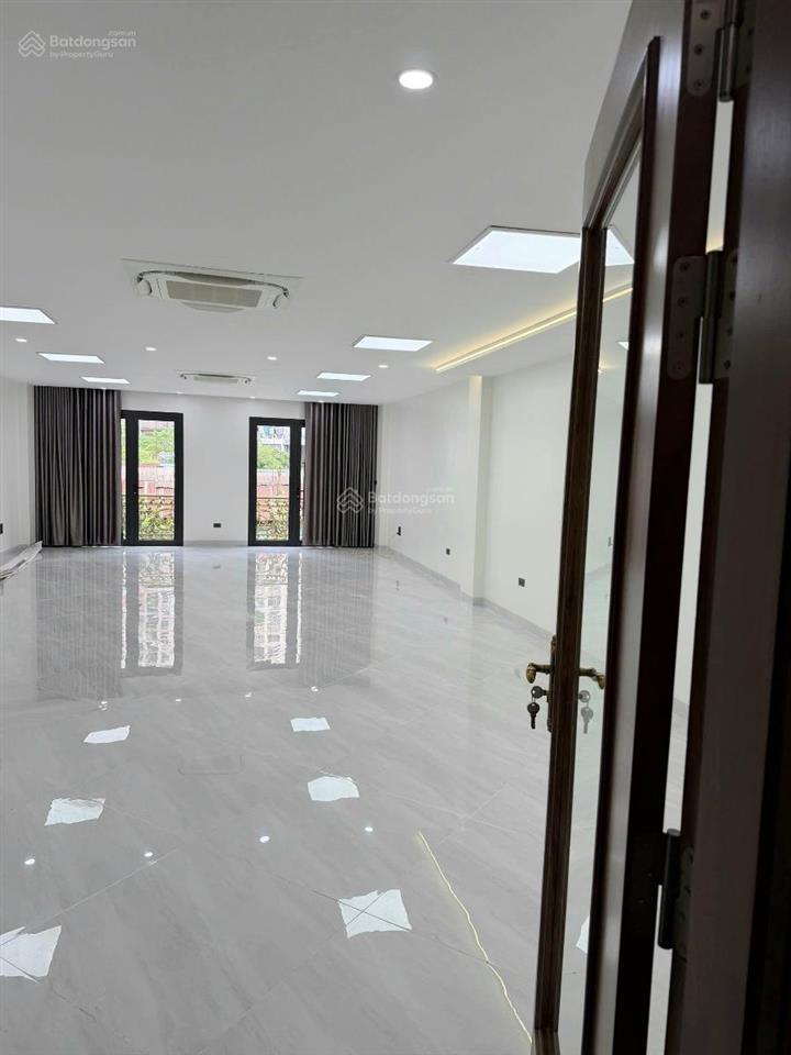 Chủ nợ bank cần bán nhanh.nhà mới full nt ở và làm văn phòng112m+8 tầng+mặt tiền 6,2m.ôtô tránh