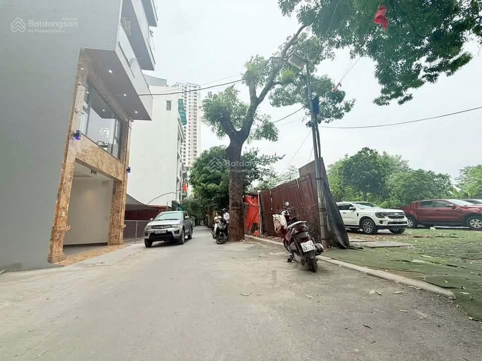 Mặt hồ linh đàm view triệu đôôtô tránh7 tầng full nt.ở+làm văn phòng.66m+m tiền 4,8m nhỉnh 20 tỷ