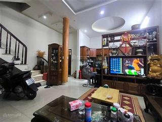 Bán nhà đội cấn ba đình dt 42m x 4t x mt 6m giá 15,5 tỷ có thương lượng