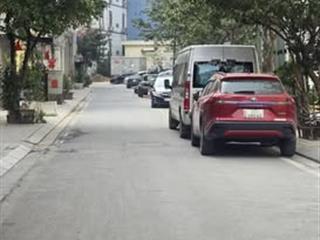 Bán nhà lạc long quân tây hồ dt 160/216m x 5t x mt 10m giá 110 tỷ có thương lượng